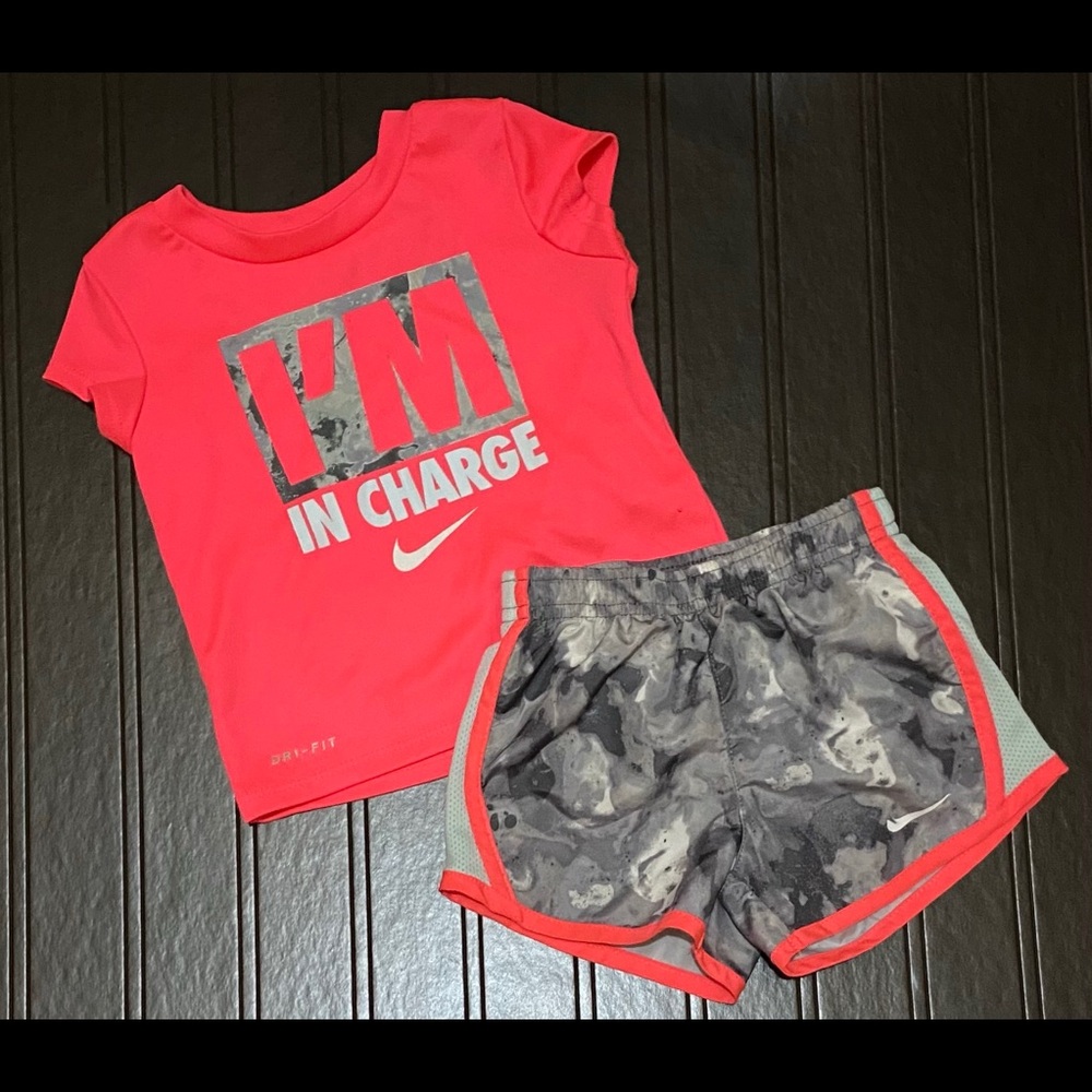 Girls Nike Short Set
